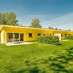 Vakantiehuis Bungis,de - 28 Ferienhaeuser Am Grimnitzsee G1