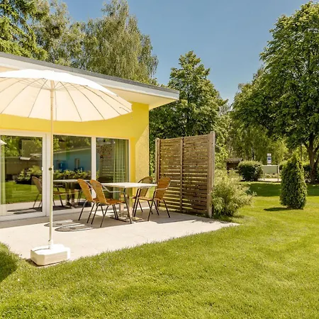 Bungis - 28 Ferienhaeuser Am Grimnitzsee G1