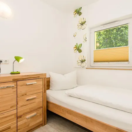 別荘 Bungis - 28 Ferienhaeuser Am Grimnitzsee G1 *