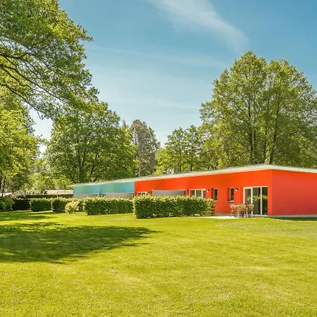 Bungis - 28 Ferienhaeuser Am Grimnitzsee G1 *