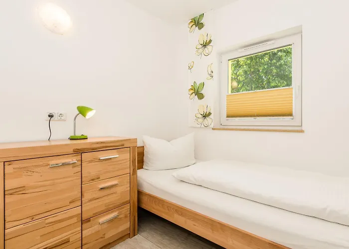 Hébergement de vacances Bungis - 28 Ferienhaeuser Am Grimnitzsee G1 *